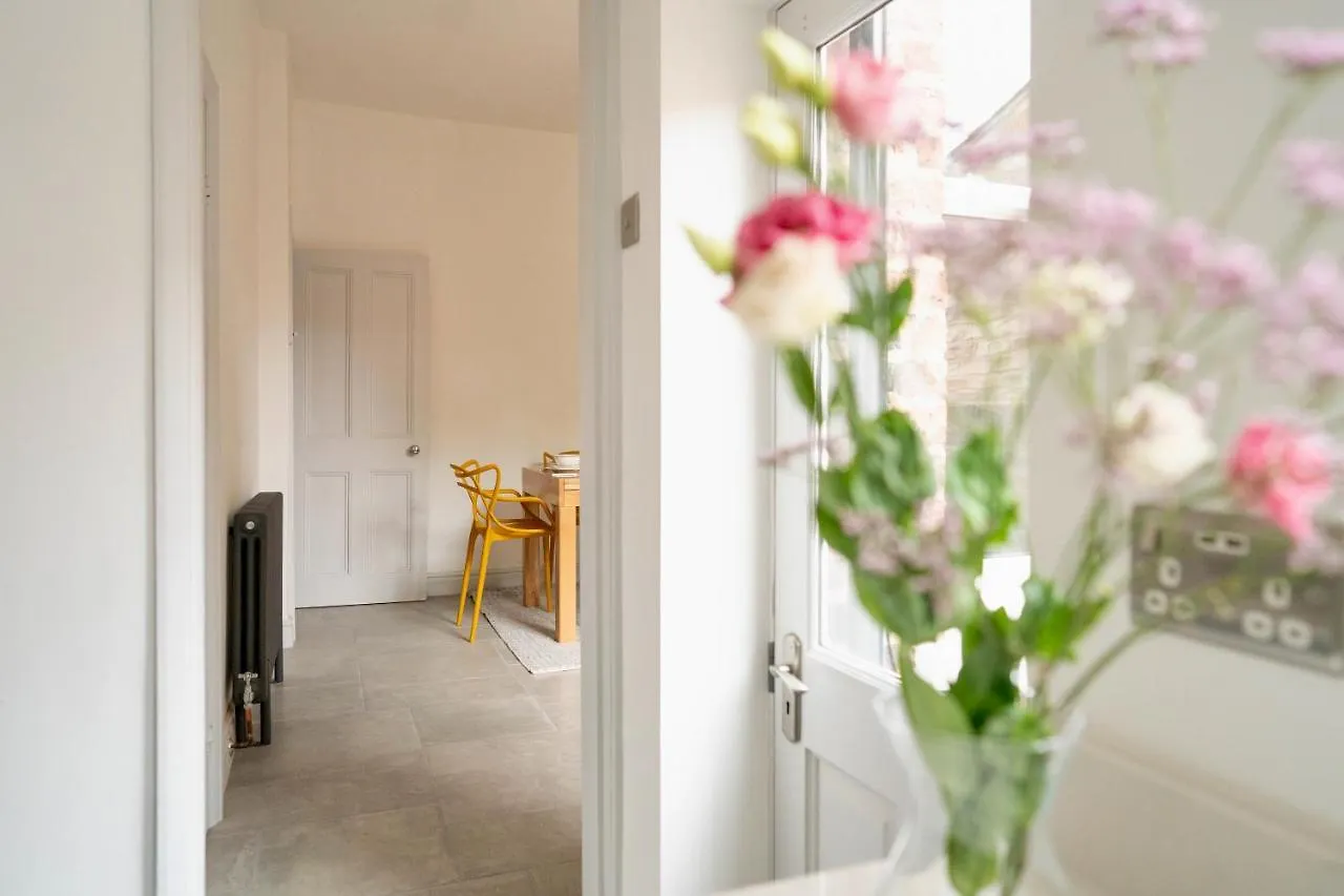 Stylish Retreat Inside City Walls York United Kingdom