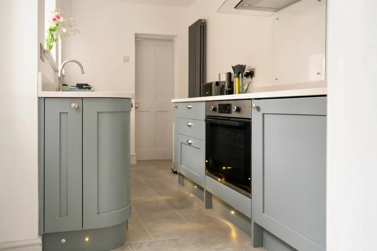 Stylish Retreat Inside City Walls York 0*,